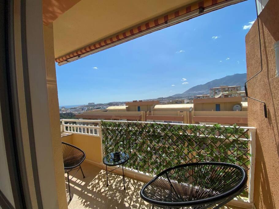 Apt Con Espectacular Vista, Piscinas, Recep 24 Hs Benalmádena Kültér fotó