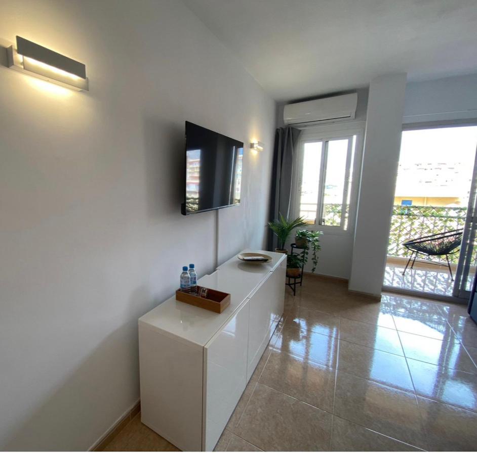 Apt Con Espectacular Vista, Piscinas, Recep 24 Hs Benalmádena Kültér fotó