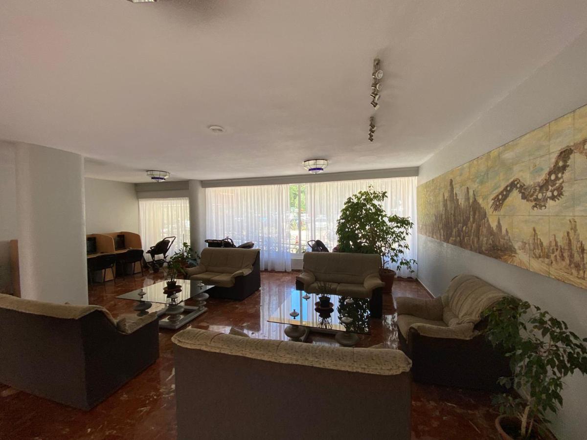 Apt Con Espectacular Vista, Piscinas, Recep 24 Hs Benalmádena Kültér fotó