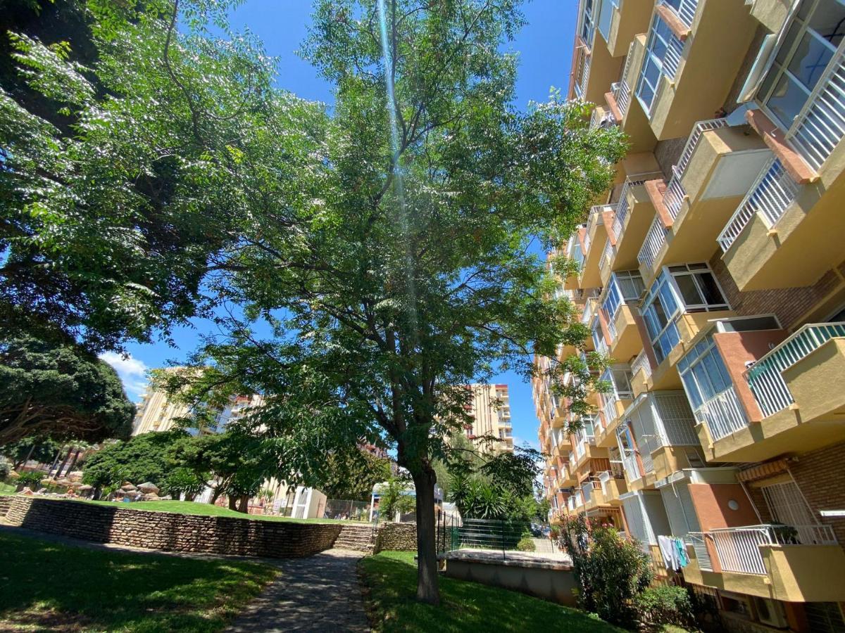 Apt Con Espectacular Vista, Piscinas, Recep 24 Hs Benalmádena Kültér fotó