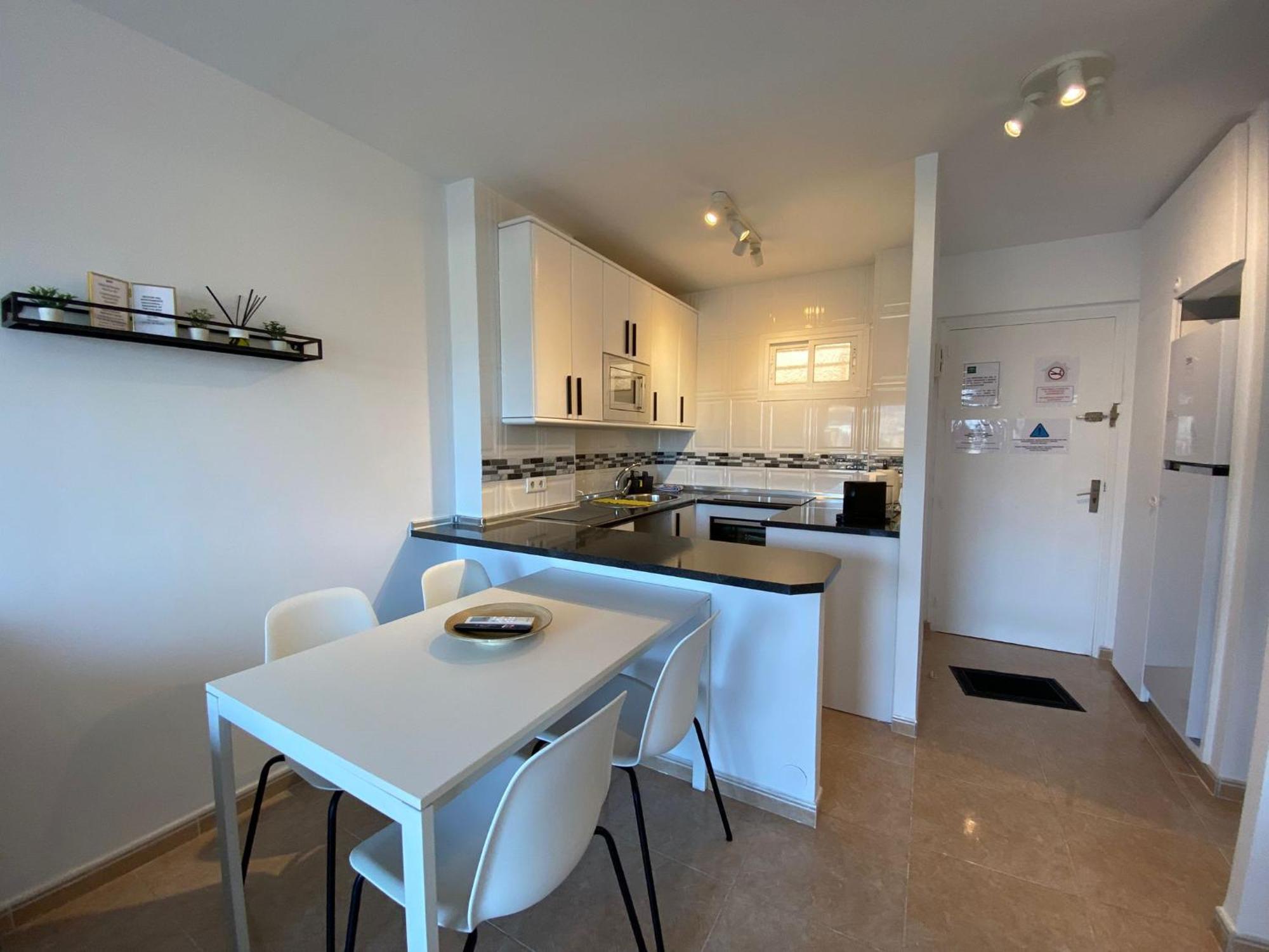 Apt Con Espectacular Vista, Piscinas, Recep 24 Hs Benalmádena Kültér fotó